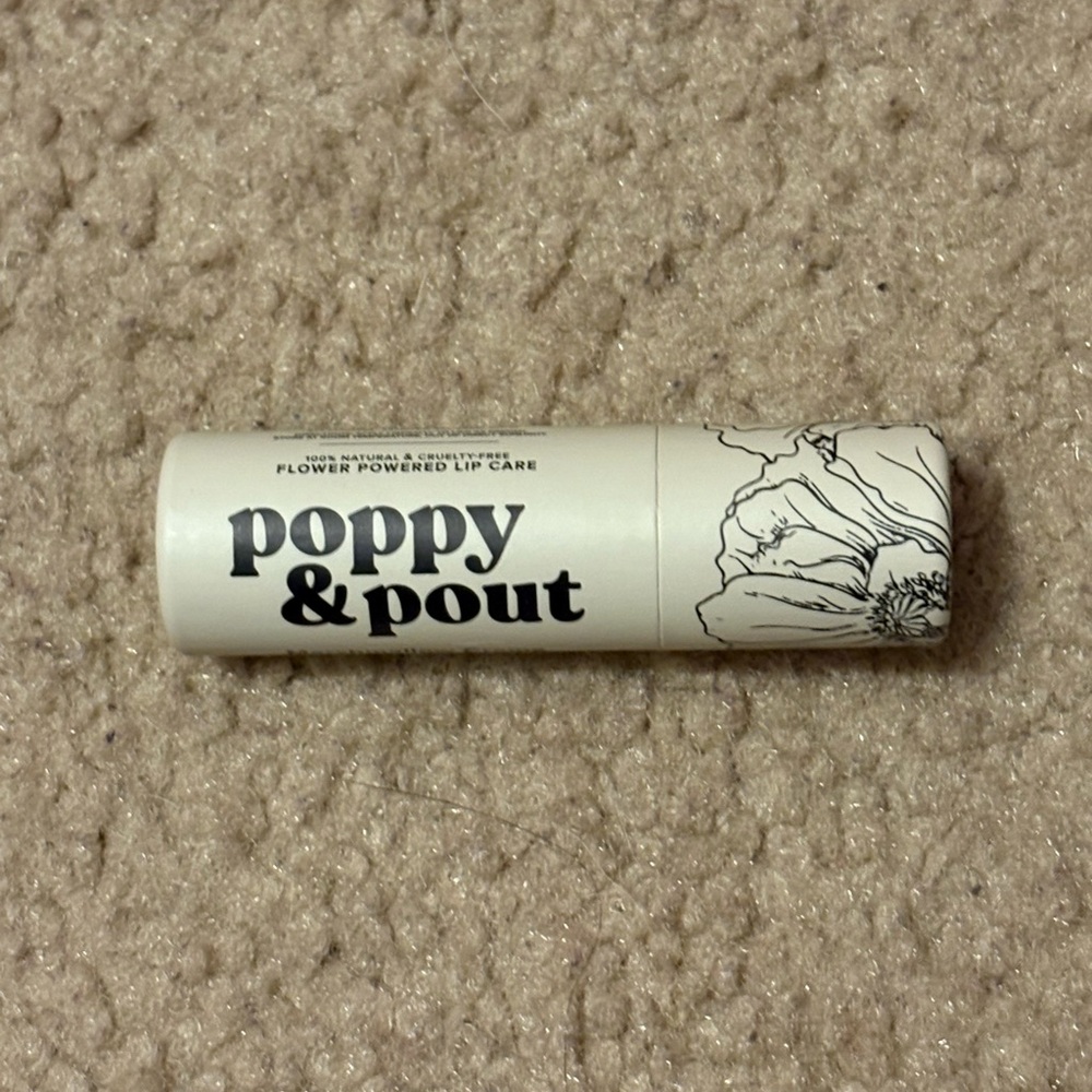 NWT Poppy & Pout, scent: Marshmallow Creme